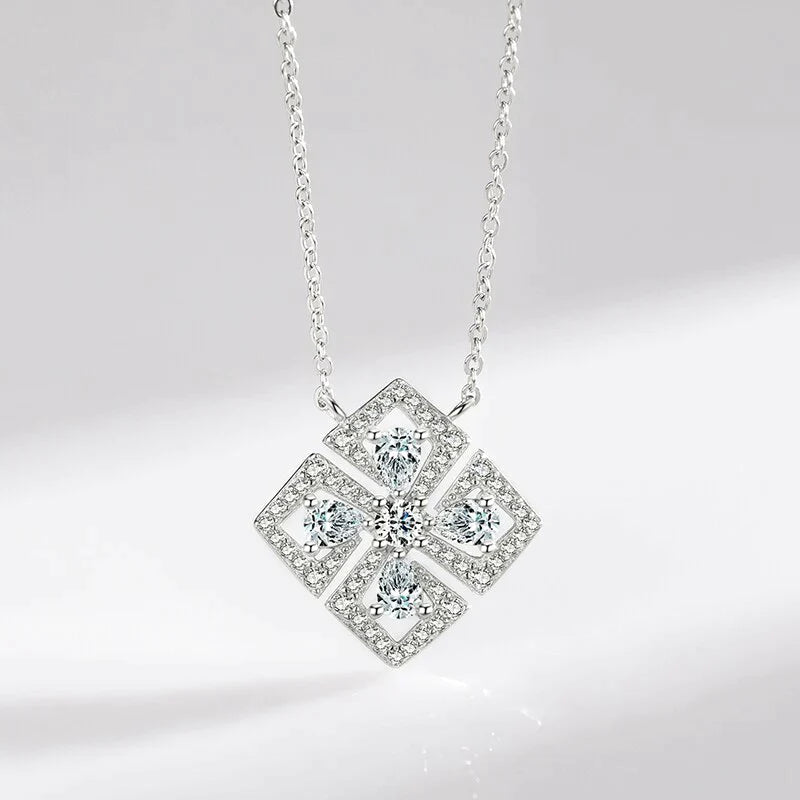 Collar Misterioso Geométrico para Mujer