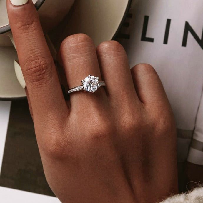 Anillo Solitario Brillante con Circonitas