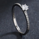 Anillo Solitario con Circonitas