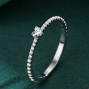 Anillo Solitario Clásico para Mujer